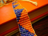 Trojuholníkový náramok